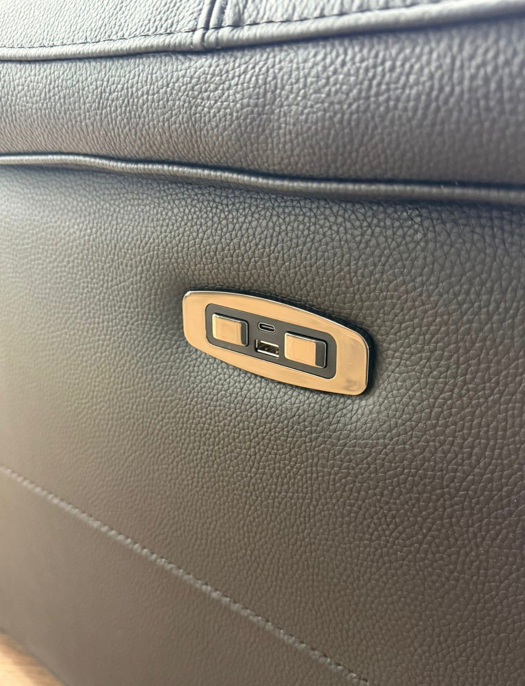 BOSTON ELECTRIC RECLINER